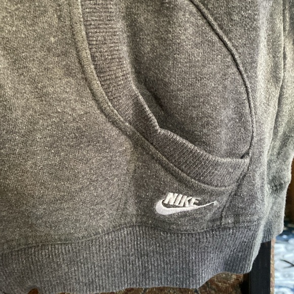 Nike hoodie size L (12/14). Approximately 22 inches long - Picture 2 of 10